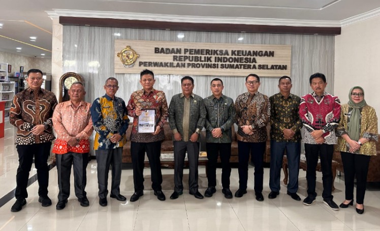 OKU Timur Raih Opini WTP ke-13 Berturut-turut dari BPK