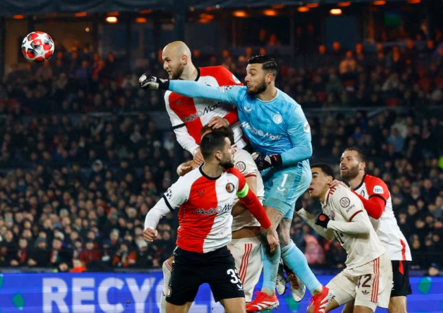 Bayern Munich Terpuruk Setelah Kalah 3-0 dari Feyenoord