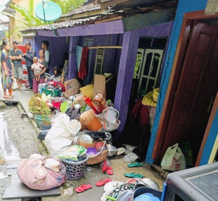 Diterjang Banjir dan Longsor, Warga di OKU Selatan Mengungsi