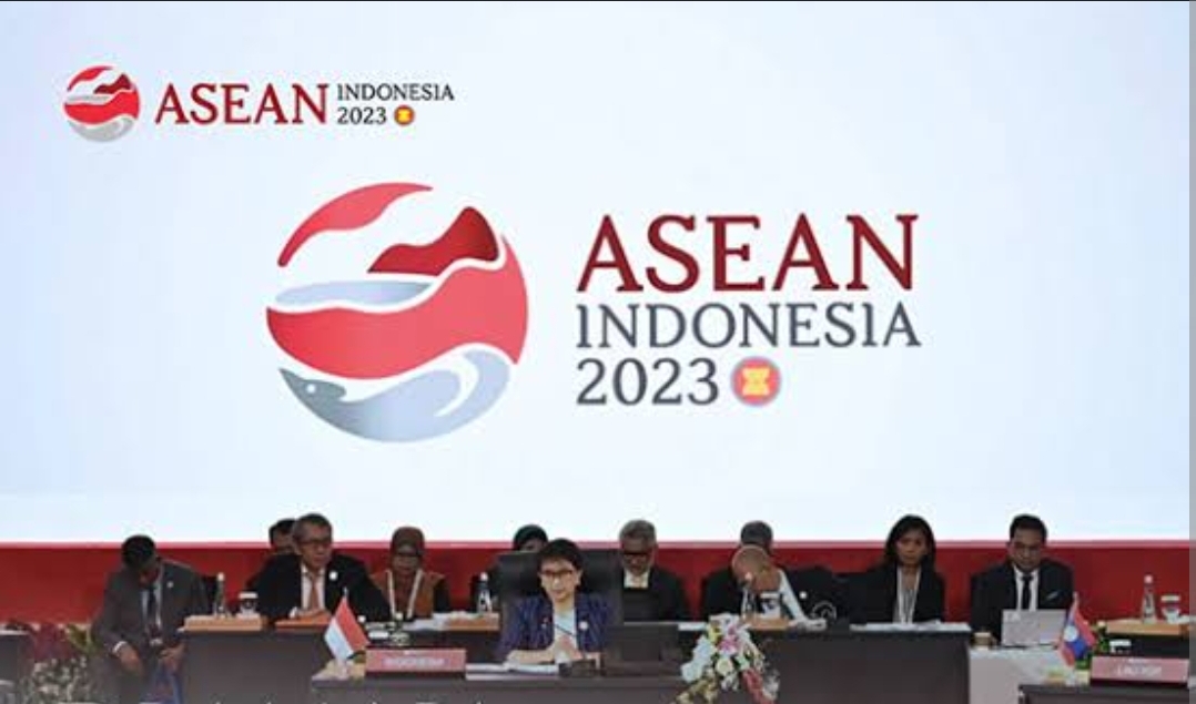KTT ASEAN ke 43: Kepala Negara ASEAN Tiba di Indonesia