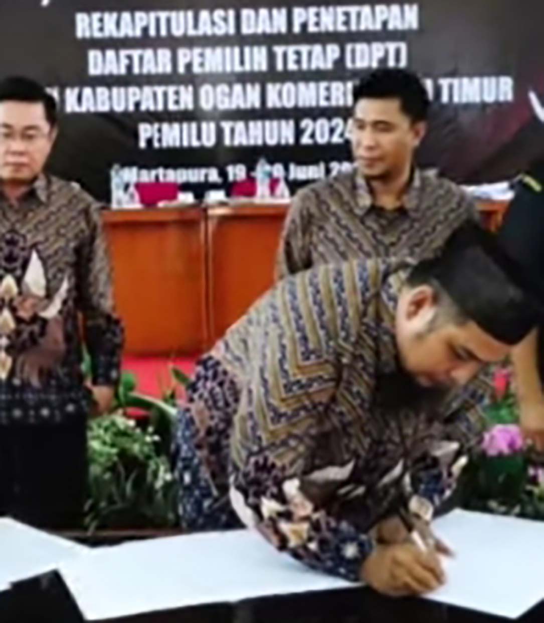 DPT Disahkan Ternyata  Mata Pilih di Kabupaten OKU Raya ini Lebih Banyak Pria Dibanding Wanita