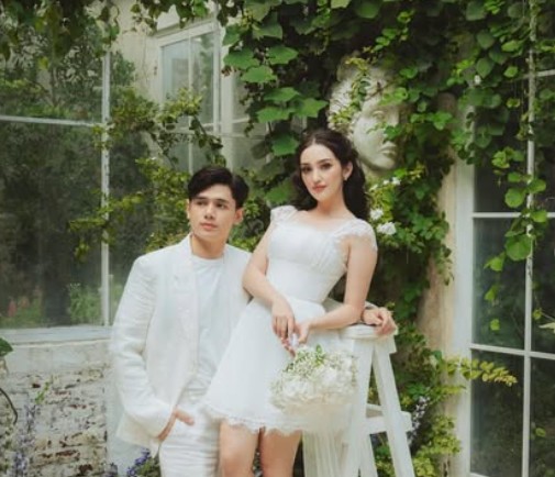 Resmi Menikah di Bali, Rayn Wijaya dan Ranty Maria Ucap Janji Suci Penuh Haru