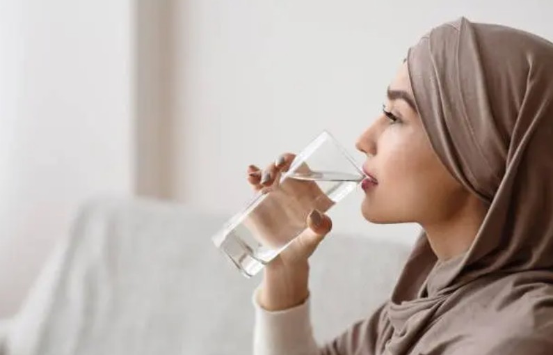 6 Cara Mencegah Dehidrasi dan Kekurangan Nutrisi Selama Ramadan