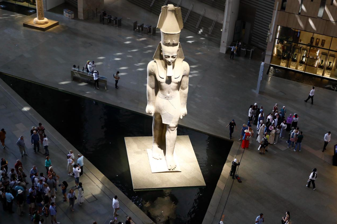 Megah Banget! Ini Penampakan Patung Ramses II di Grand Egyptian Museum