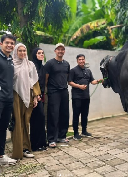 Bisnis Sapi Irfan Hakim Diborong Artis