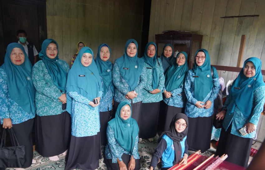 Rumah Cinta Lombahan Sikam Desa Cempaka Wakili OKU Timur di 4 Besar Sumsel