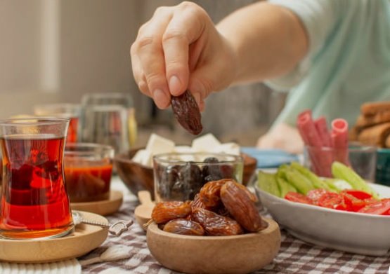 Manfaat Tersembunyi Puasa: Cara Tubuh Melakukan Detoks dari Dalam