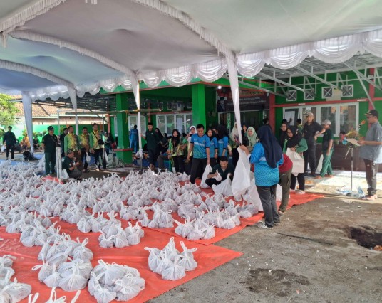 Kemenag OKU Selatan Sembelih 12 Ekor Sapi untuk Kurban