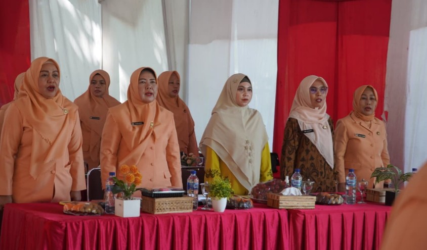 DWP OKU Timur Perkuat Peran Organisasi Lewat Seminar, Ketua  Ucapkan Perpisahan