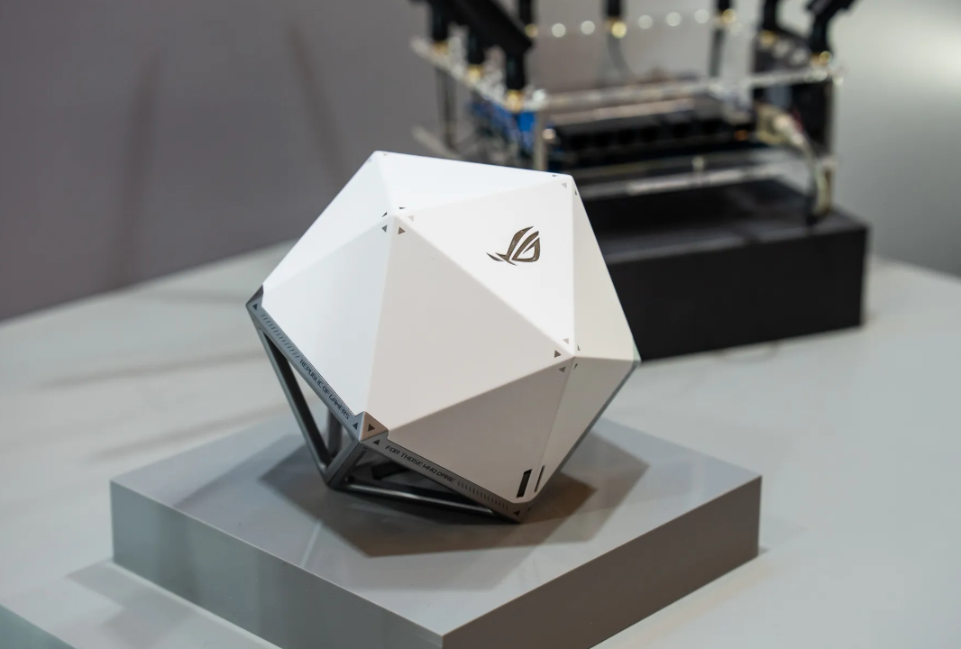 ASUS Pamer Router Wi-Fi 8 di CES 2026, Bentuknya Mirip Dadu dan Bikin Penasaran