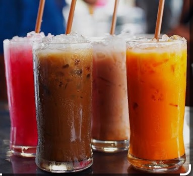 5 Tips Aman Makan Saat Lebaran bagi Pengidap Diabetes