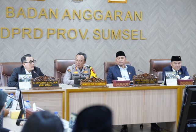 Silahturahmi Kapolda Sumsel Bersama Pimpinan dan Anggota DPRD Sumsel