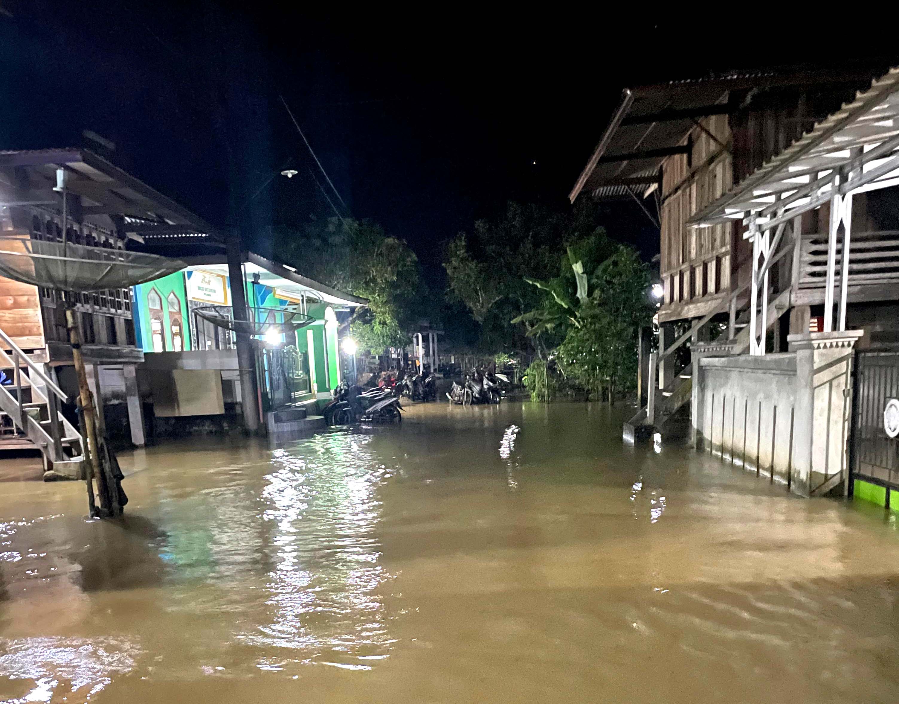 Ribuan Warga OKU Terdampak, Siaga Banjir Susulan Diperketat