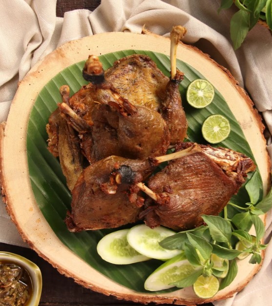 8 Manfaat Konsumsi Daging Bebek