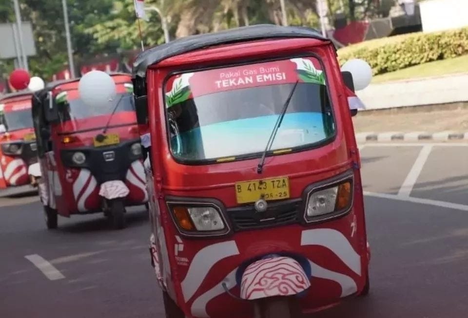 Ayo Naik Transportasi Umum Berbahan Gas, Tarif Murah Plus Dapat Saldo LinkAja Sebesar Rp500.000 