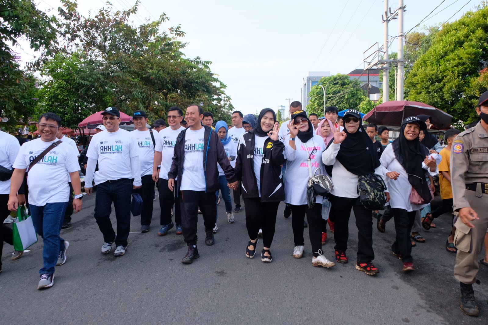 Semen Baturaja Ajak Masyarakat Jalan Sehat Bersama BUMN di OKU