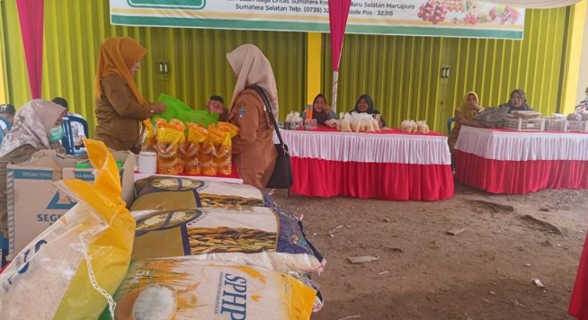 Stabilkan Harga, Pemkab OKU Timur Sediakan Beras dan Sembako Murah