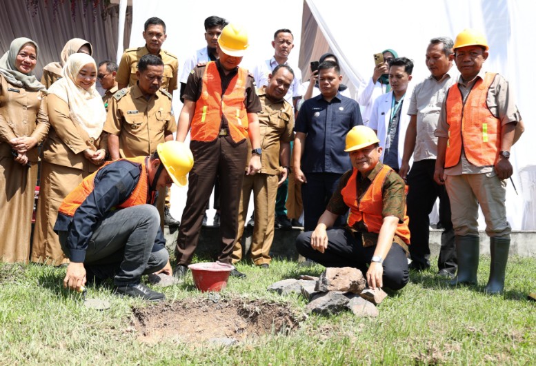 Tingkatkan Pelayanan Bupati OKU Timur Mulai Pembangunan Gedung IGD