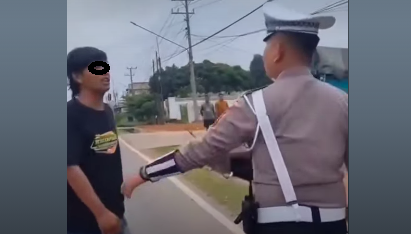 Heboh! Oknum Satlantas Polres Pali Pecahkan Kaca Truk Viral, Propam Polda Sumsel Turun Tangan