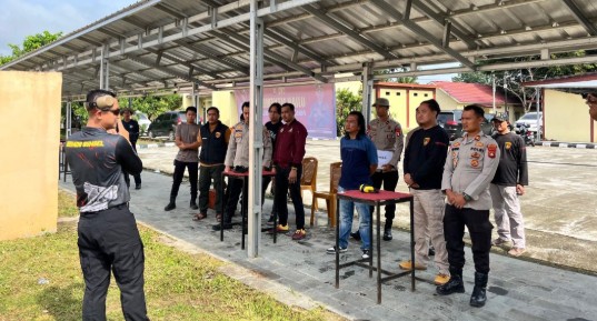 Asah Kemampuan Personel, Laksanakan Ujian Menembak