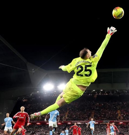 Comeback Lawan Liverpool, Pep Guardiola Yakin Bisa Kejar Arsenal