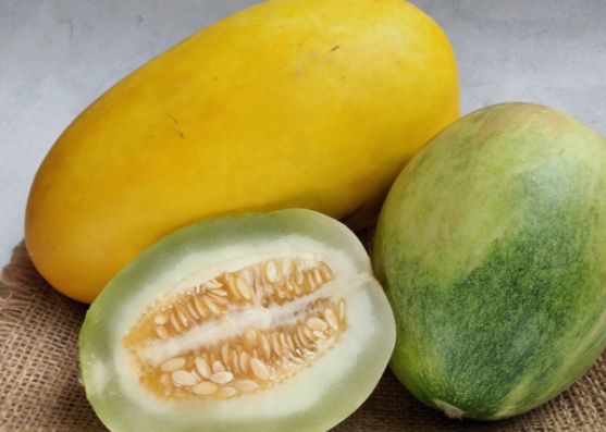 Segar dan Menyehatkan, Ini Alasan Timun Suri Jadi Primadona Takjil Ramadan