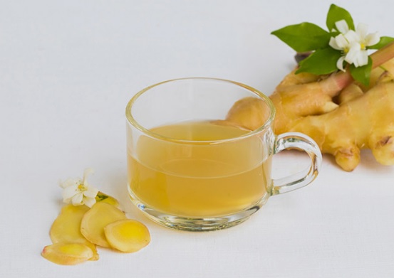 Tips Minuman Sederhana Agar Tidak Mual Saat Perjalanan Jauh