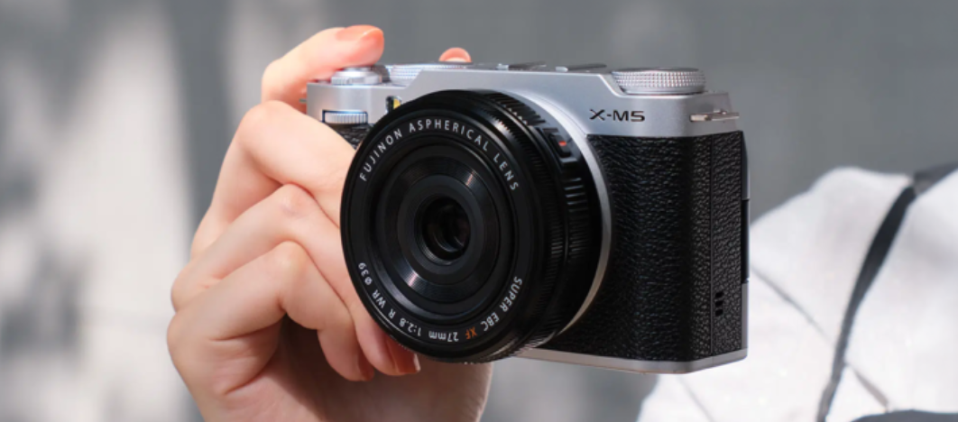 Rekomendasi Kamera Fujifilm Murah Tapi Gahar Cocok Buat Vlog, Foto, dan Konten Harian