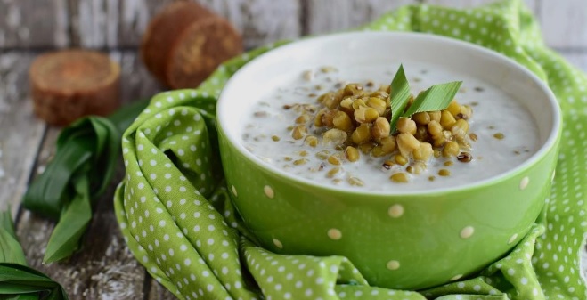 Inspirasi Takjil Bergizi yang Bikin Berbuka Lebih Bertenaga