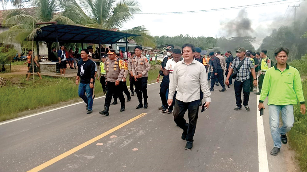 Aksi Anarkis di Muratara, Warga Protes Hasil Pemilu, KPU Didesak Lakukan PSU