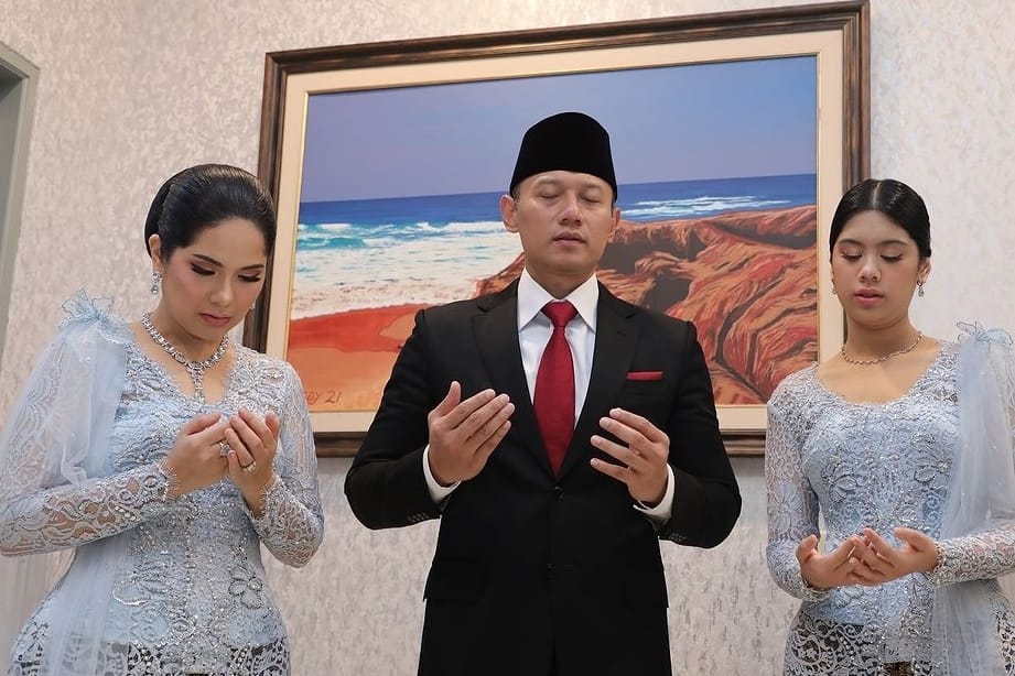 Presiden Jokowi Lantik Hadi Menkopolhukam dan AHY Menteri Agraria, Ada Komentar Sebut AHY The Next President 