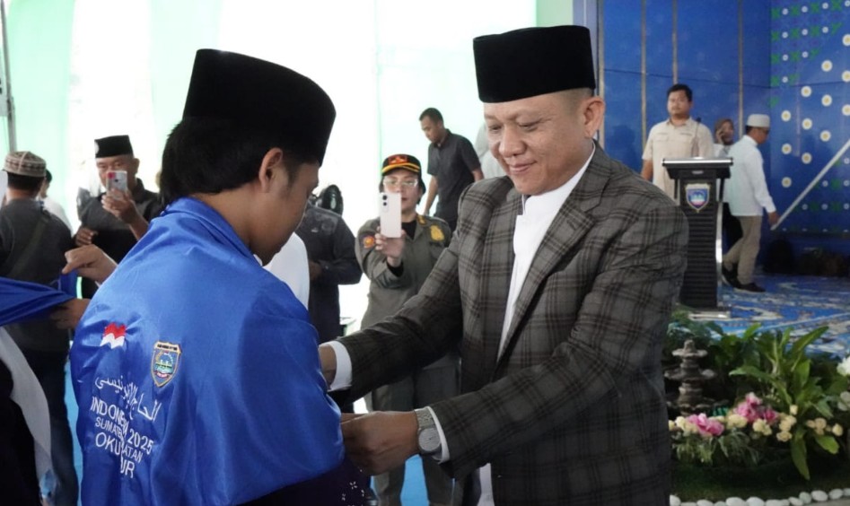 363 Calon Jemaah Haji OKU Timur Diberangkatkan ke Tanah Suci