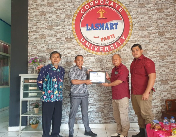 Dukung Kemandirian Warga Binaan, Dinas Perikanan OKU Timur Terima Penghargaan