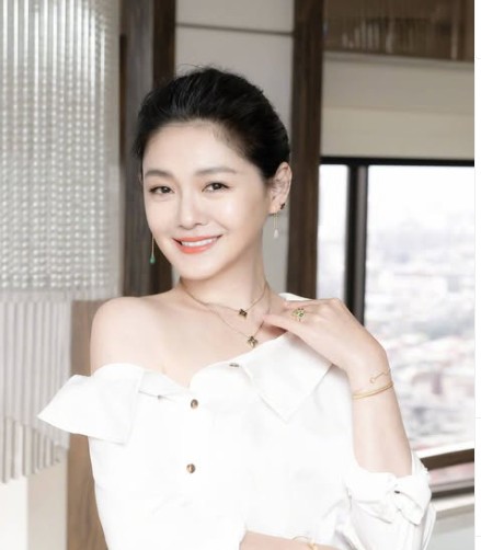 Barbie Hsu, Pemeran San Chai di Meteor Garden, Diberitakan Meninggal Dunia