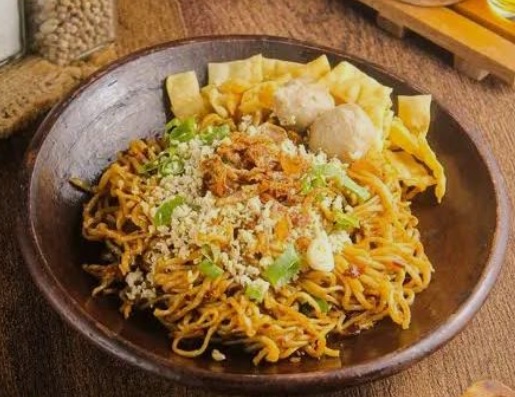 Resep Mie Pedas Level Ala Resto, Bikin Nagih tapi Tetap Bisa Dikontrol