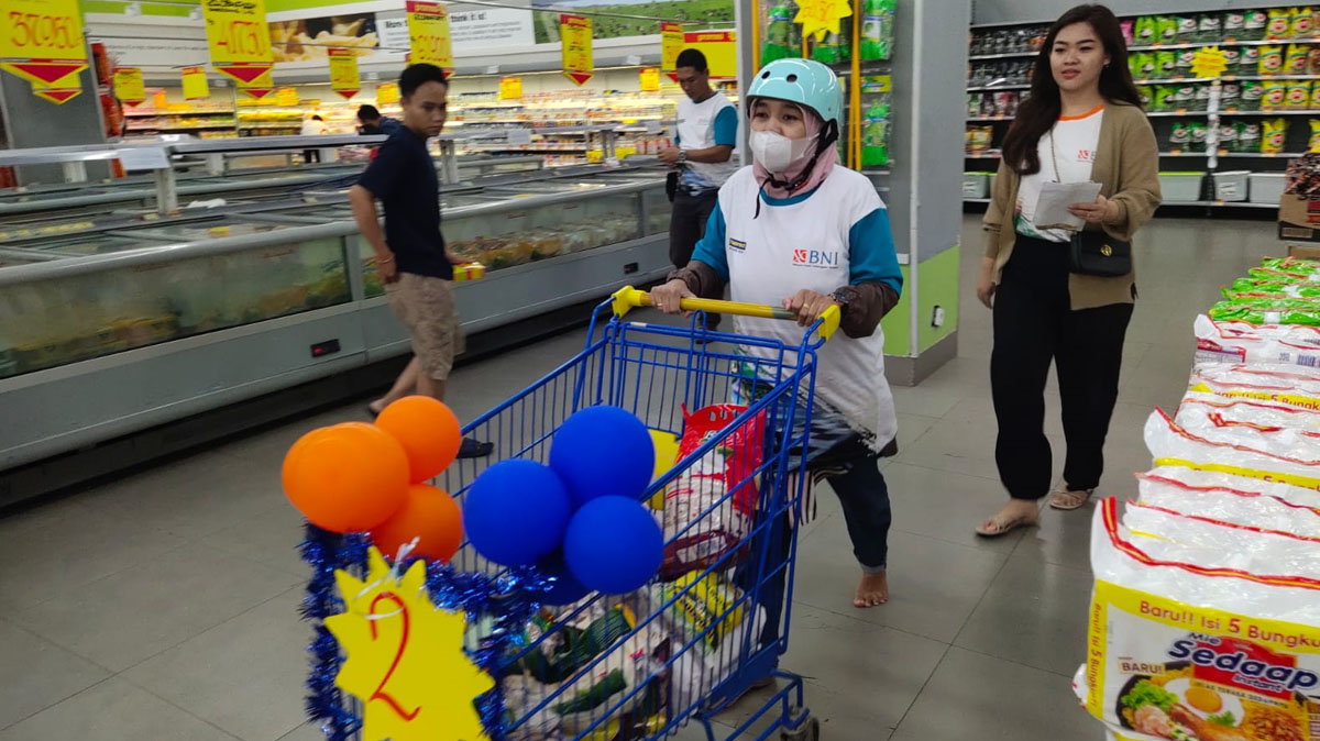 Rejeki BNI #GaPakeNanti – Wilayah Palembang Gelar Shopping Race BNI – Hypermart, Belanja Sepuasnya Tanpa Bayar