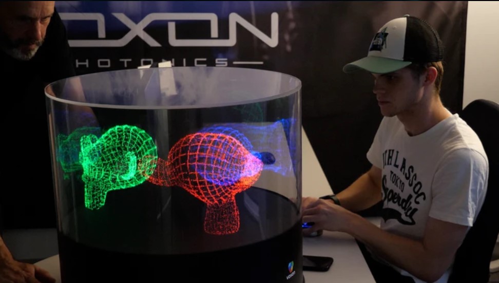 VX2-XL Teknologi Hologram 3D yang Bikin Dunia Digital Makin Keren