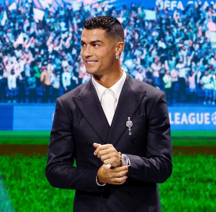 Channel YouTube Cristiano Ronaldo Siap Geser MrBeast?