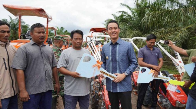 Tingkatkan Produktivitas Pertanian, Distribusikan Alsintan 