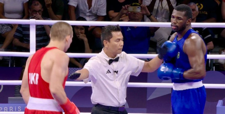 Boy Pohan, Wasit Tinju Asal Padang Pimpin Pertandingan di Olimpiade Paris 2024