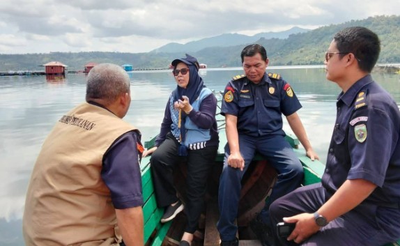 Dukung Kelestarian Danau Ranau, Pokmaswas OKU Selatan Dapat Fasilitas Pengawasan