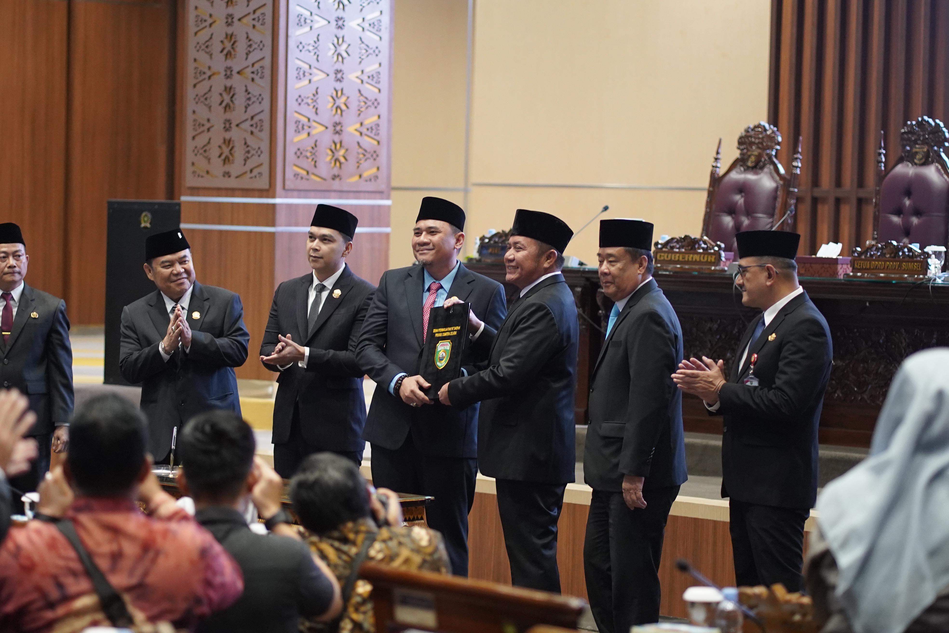 Rapat Paripurna XIII DPRD Sumsel: Gubernur dan DPRD Sumsel Sepakat Rancangan Awal RPJMD 2025–2029