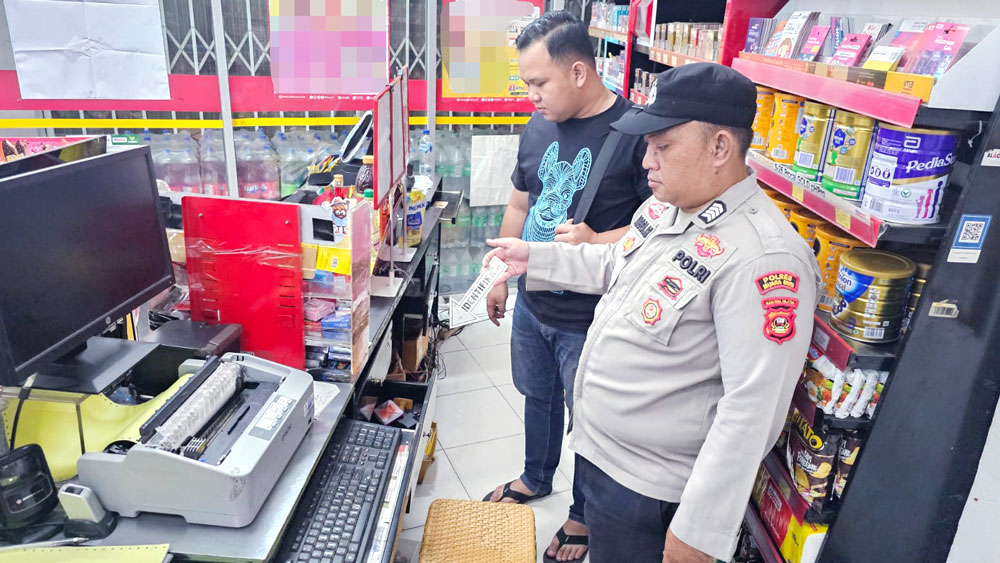 Perampok Bersajam Gasak Minimarket, Polisi Buru Pelaku
