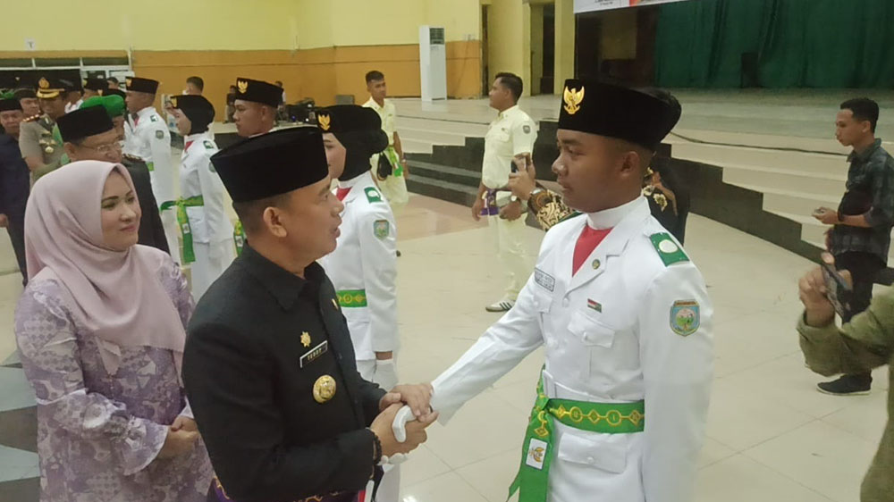 Paskibraka OKU Sukses Kibarkan Bendera, Dispora OKU Beri Penghargaan