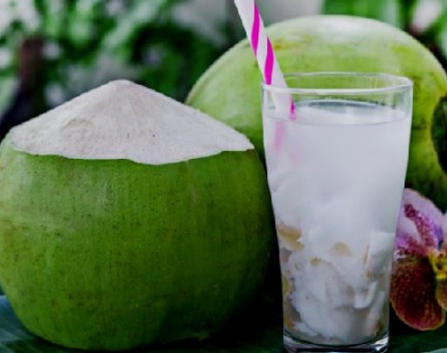 Tak Sekadar Segar, Ini Manfaat Air Kelapa bagi Pengidap GERD