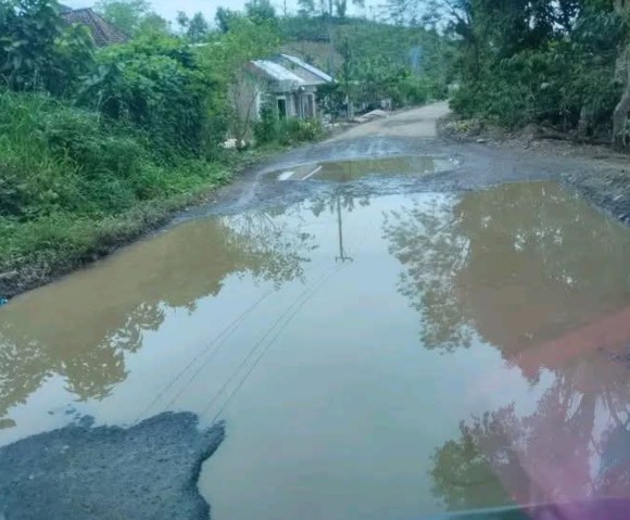 Jalan Muaradua–Kisam Rusak Parah, Warga OKU Selatan Kian Resah