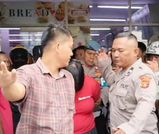 Seorang Wanita Kepergok Mengutil di Minimarket Indomaret, Sudah Berulang Kali Beraksi