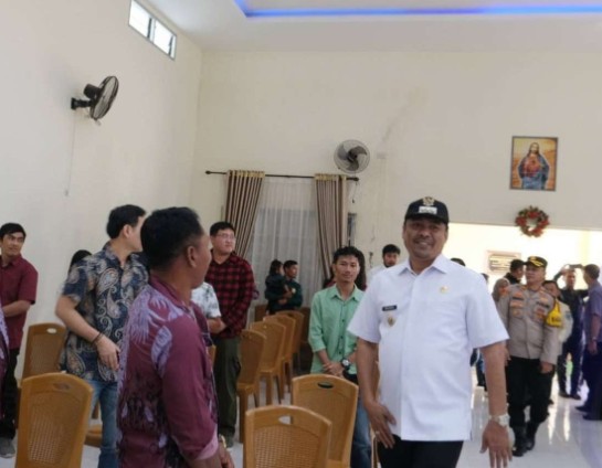 Bupati Abusama Pastikan Perayaan Natal di OKU Selatan Aman dan Kondusif