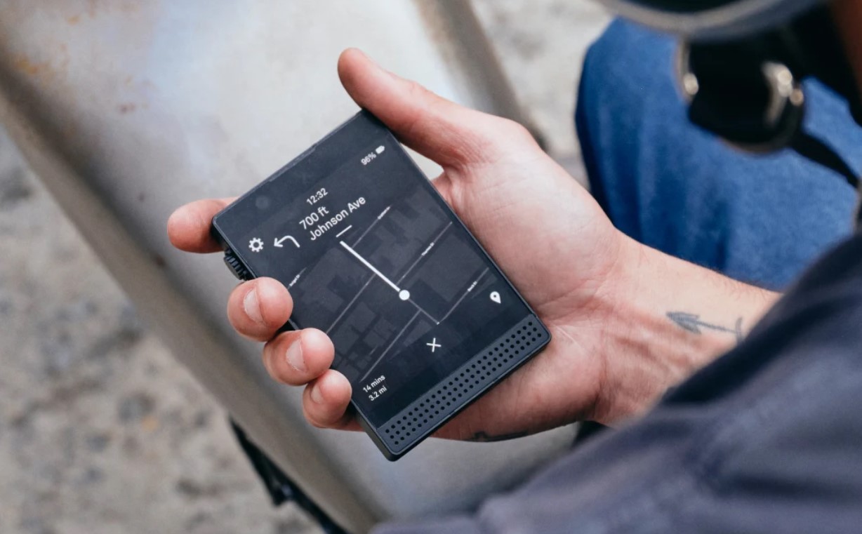 Light Phone III Rilis sebagai Smartphone Minimalis yang Unik dan Menarik