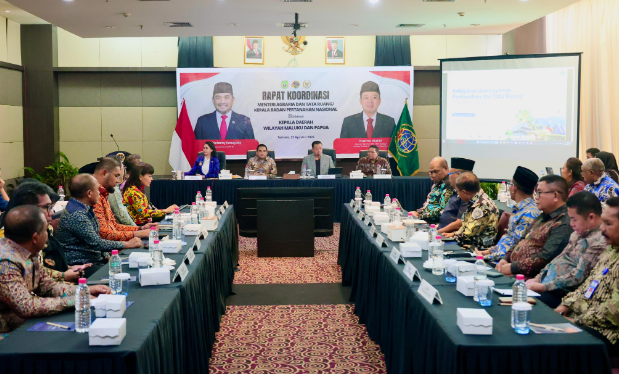 Rakor di Maluku Utara, Menteri Nusron Tekankan Pentingnya Dukungan Pemda dalam Pembuatan Sertipikat Tanah